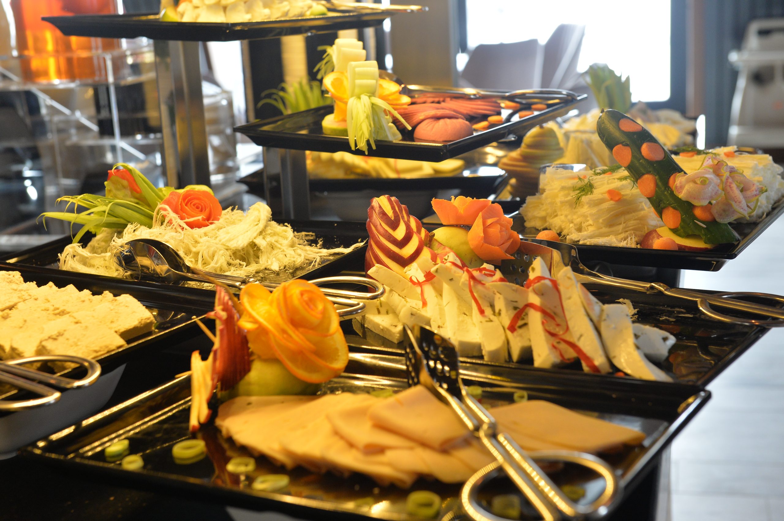 Zengin Açık Büfe Kahvaltı